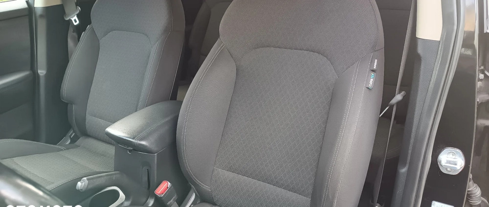 Kia Carens cena 44999 przebieg: 105241, rok produkcji 2017 z Kraków małe 596
